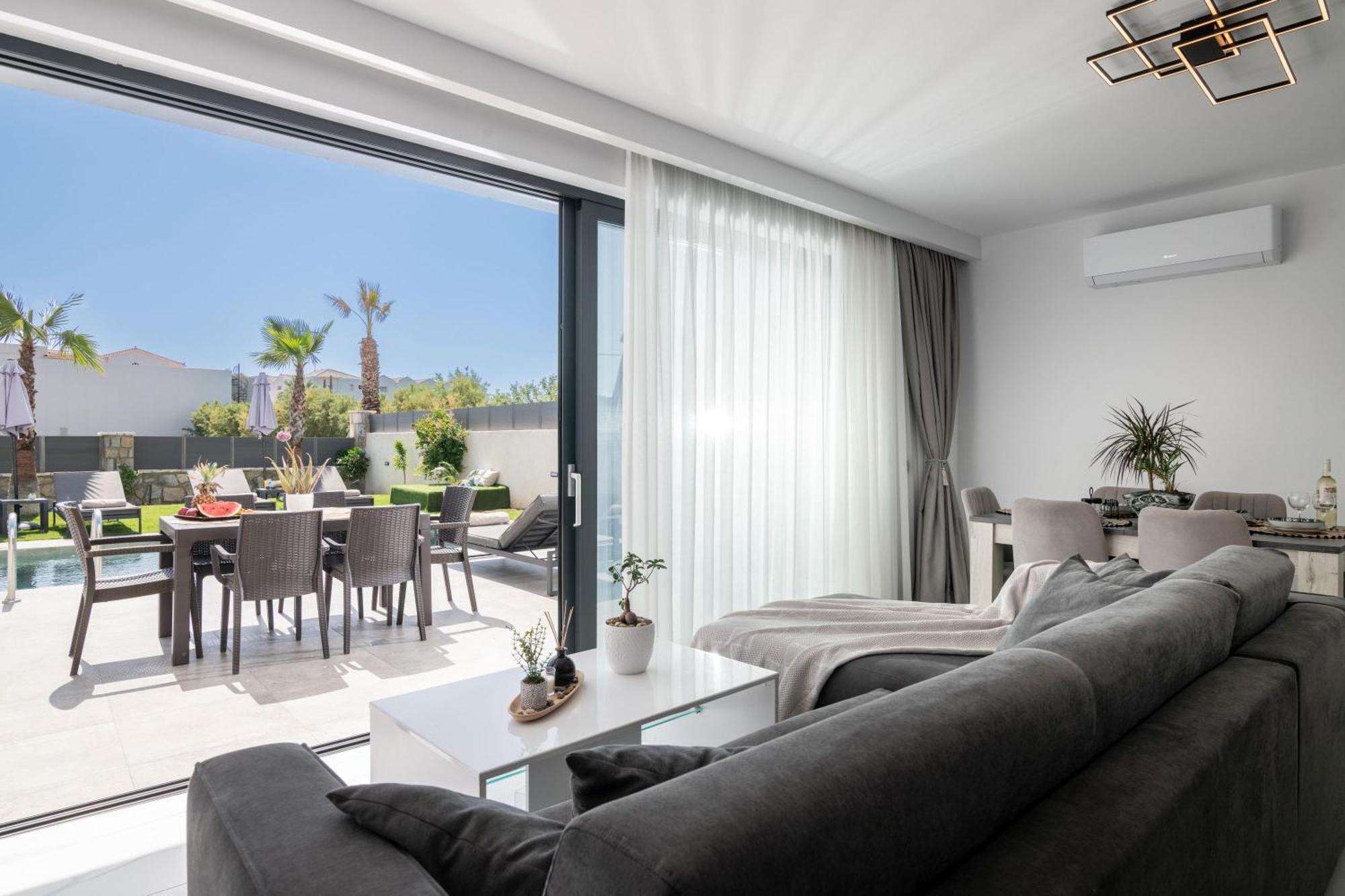 Sunwhite Villas - Private Pool & Cozy Atmosphere, By Zantewize Laganas Exterior photo