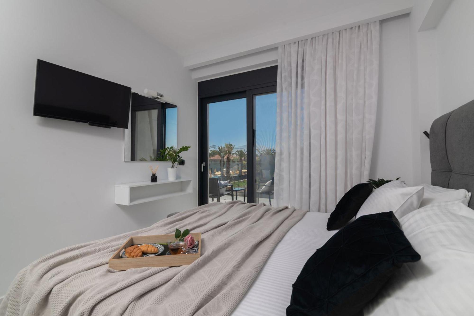 Sunwhite Villas - Private Pool & Cozy Atmosphere, By Zantewize Laganas Exterior photo