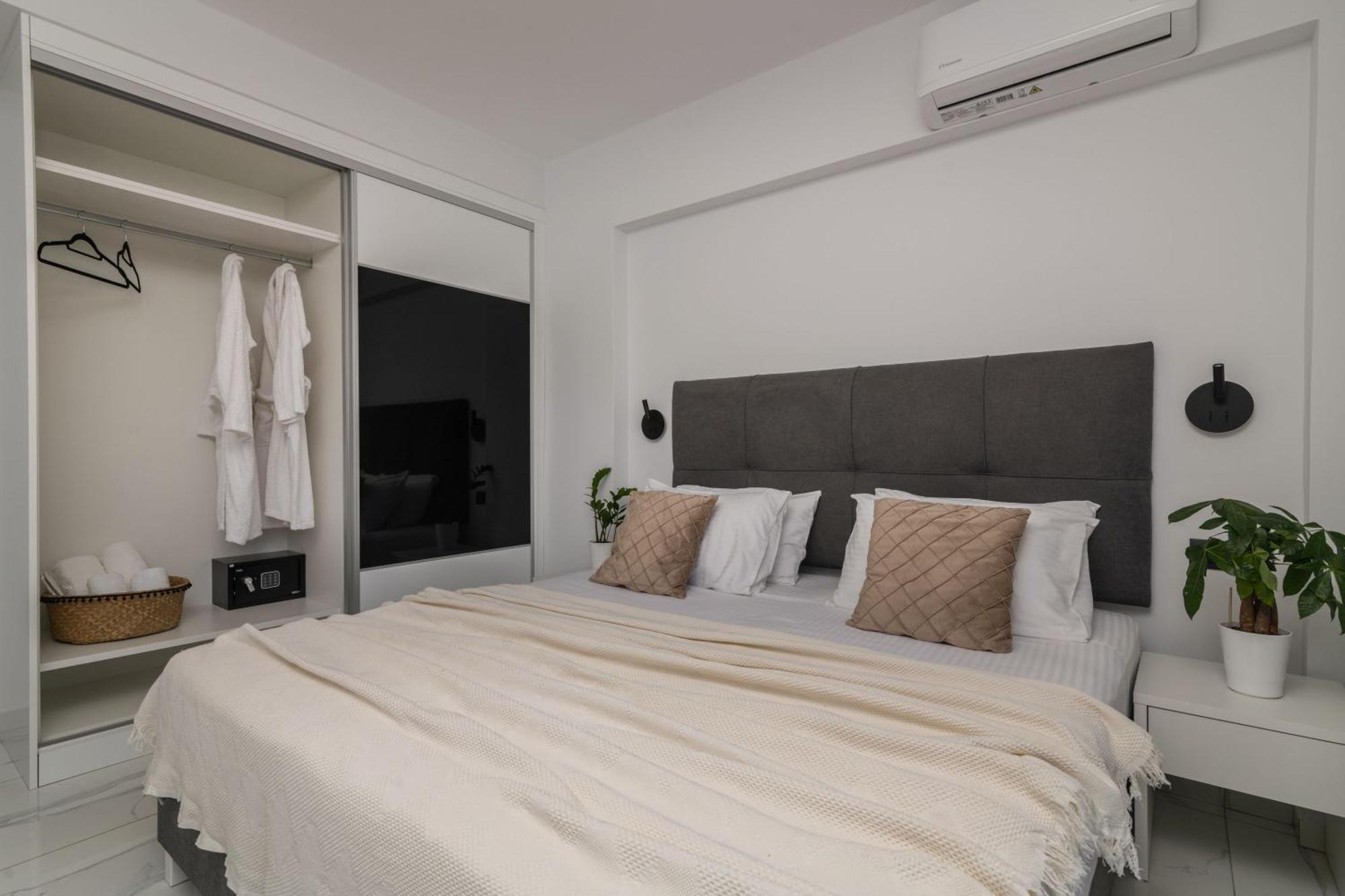 Sunwhite Villas - Private Pool & Cozy Atmosphere, By Zantewize Laganas Exterior photo