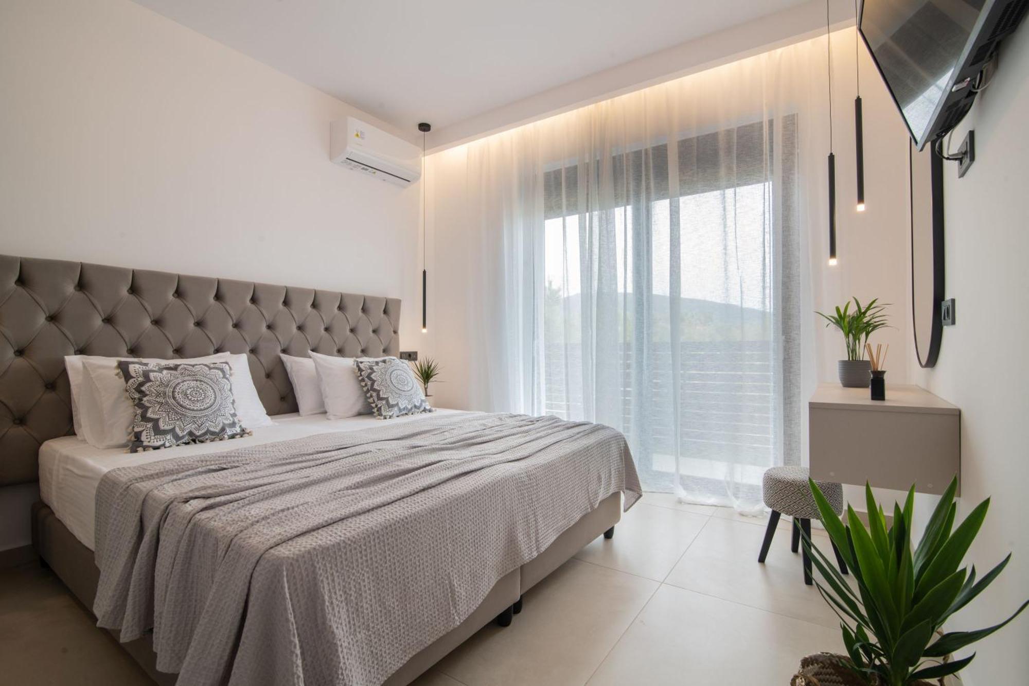 Sunwhite Villas - Private Pool & Cozy Atmosphere, By Zantewize Laganas Exterior photo