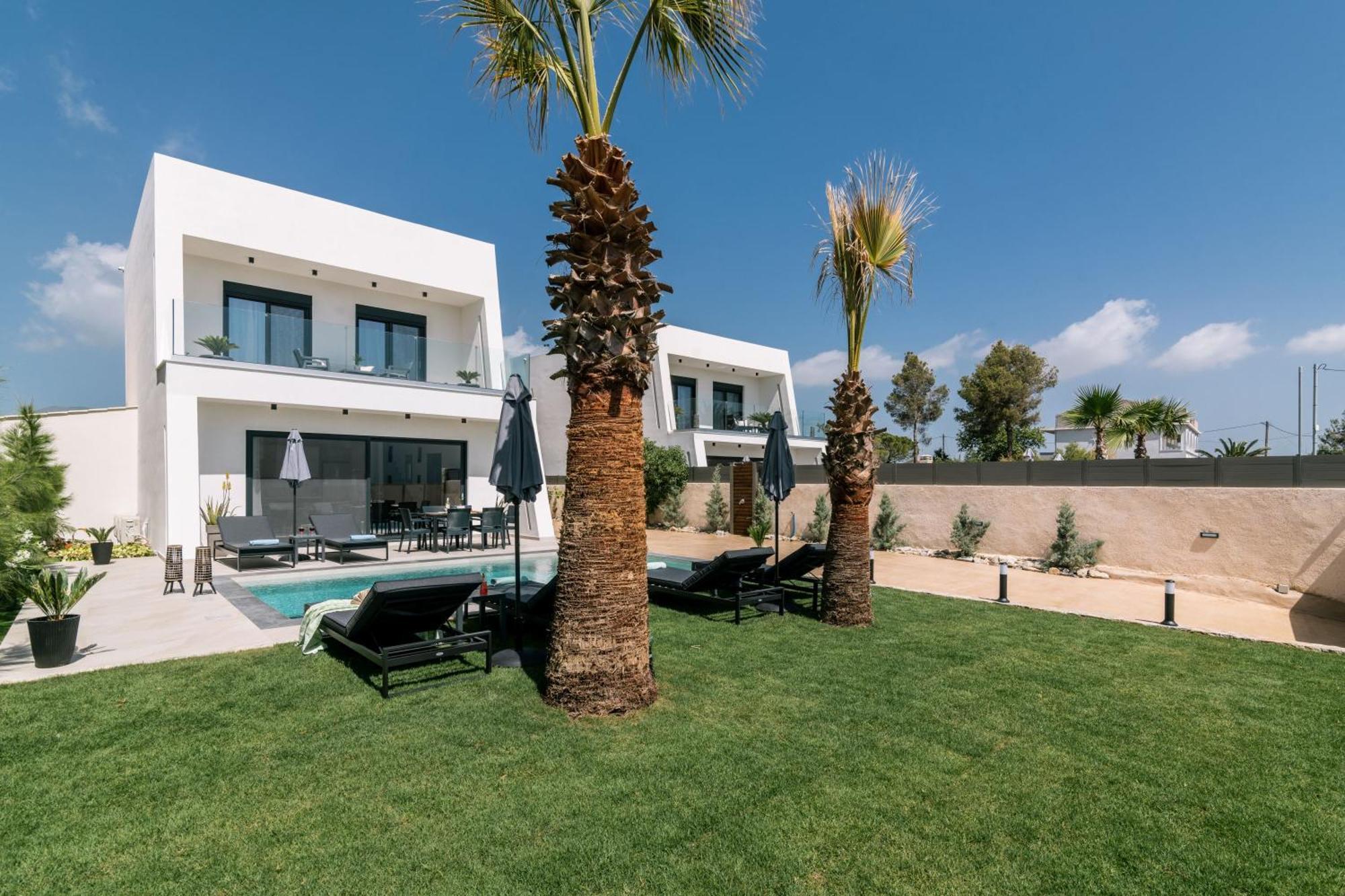 Sunwhite Villas - Private Pool & Cozy Atmosphere, By Zantewize Laganas Exterior photo